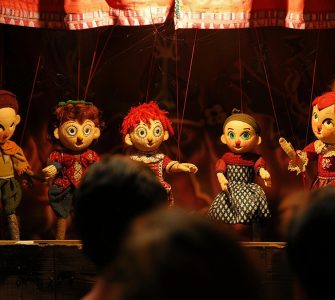 spectacle marionnettes plein air
